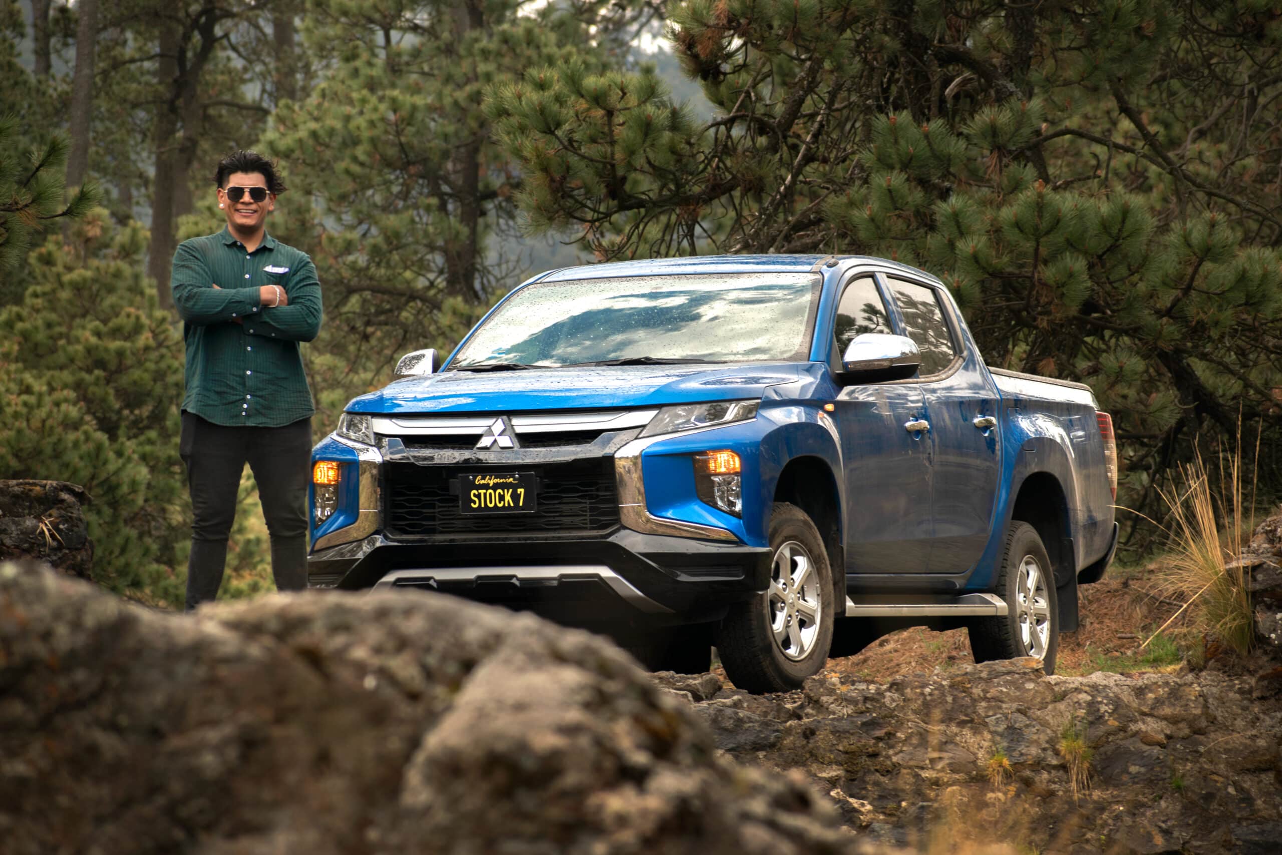 Camioneta mitsubishi l200 2023