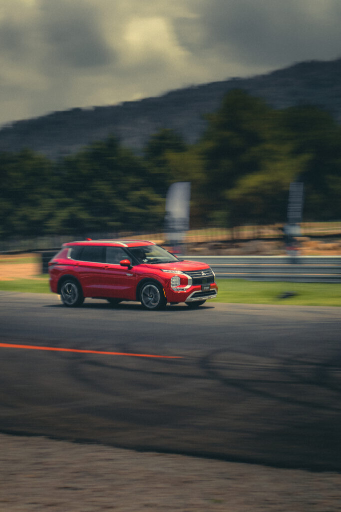 mitsubishi outlander phev 2024