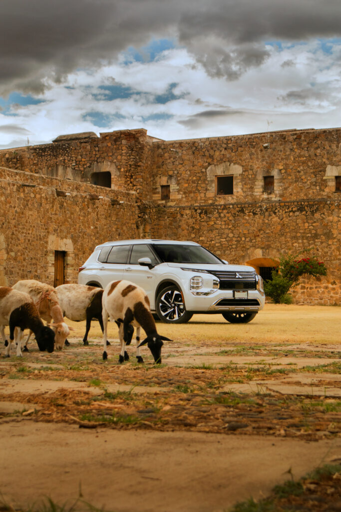 mitsubishi outlander phev 2024