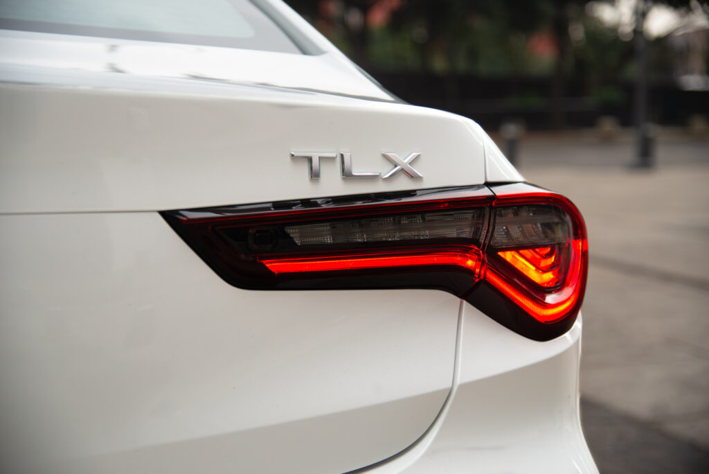 Acura TLX 2024
