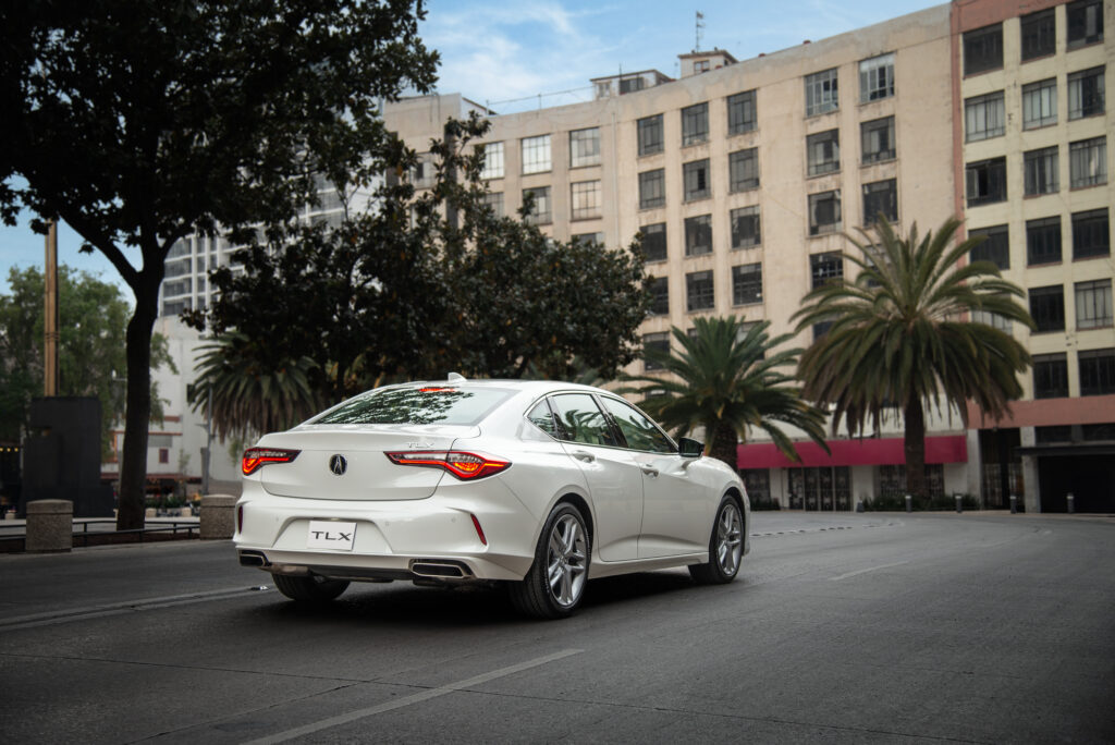 Acura TLX 2024