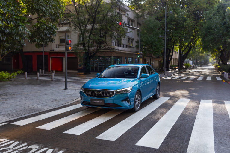 Geely Emgrand 2025